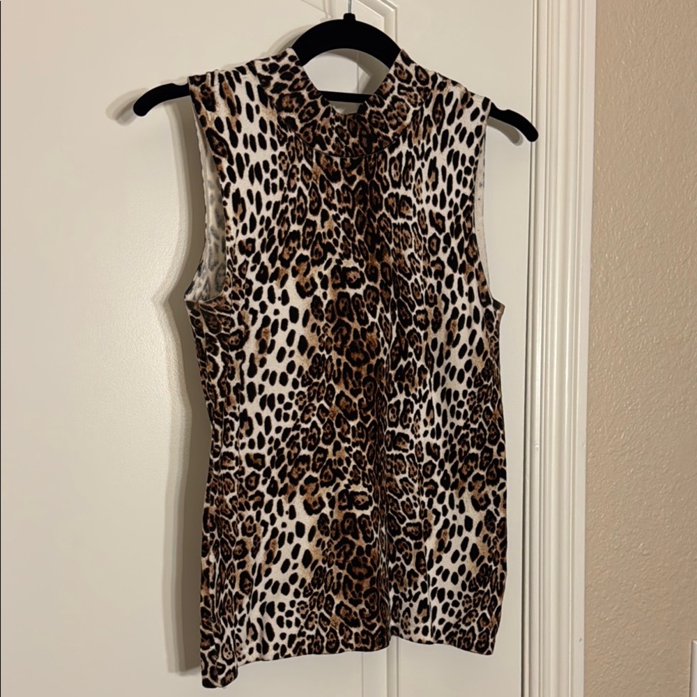 Leopard Print Sleeveless Top